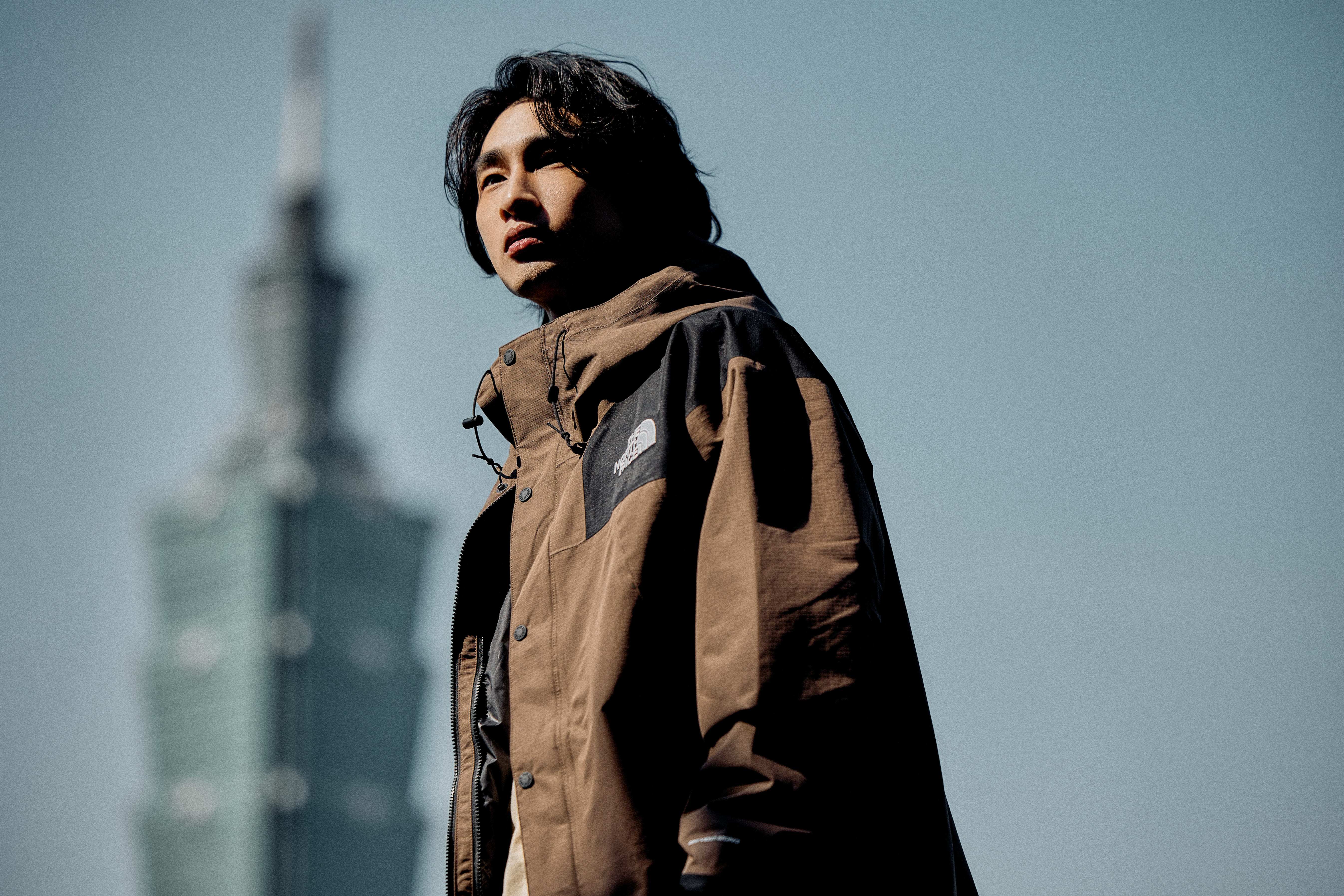 章廣辰| The North Face 40週年系列MOUNTAIN JACKET防水外套| The